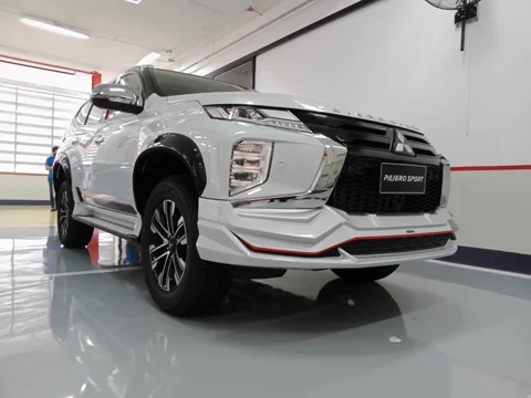 ชุดแต่งมิตซูบิชิ ปาเจโร่ 2019 Amotriz bodykits – ภาพที่ 32
