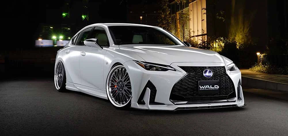 ชุดแต่ง LEXUS IS300/300h/350 F SPORT WALD Japan สปอร์ตไลน์ ภาพ 17