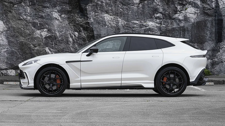 ชุดแต่ง ASTON MARTIN DBX WALD Japan สปอร์ตไลน์ แบล็กไบซัน เอดิชัน ภาพ 6