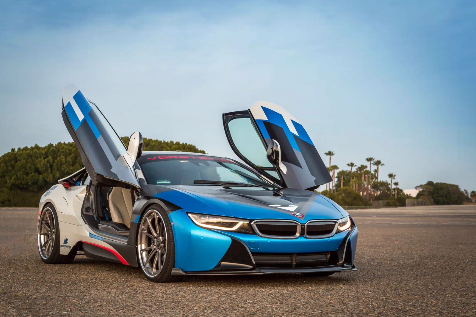 รูปชุดแต่ง ชุดแต่ง BMW i8 Vorsteiner ภาพที่ 7