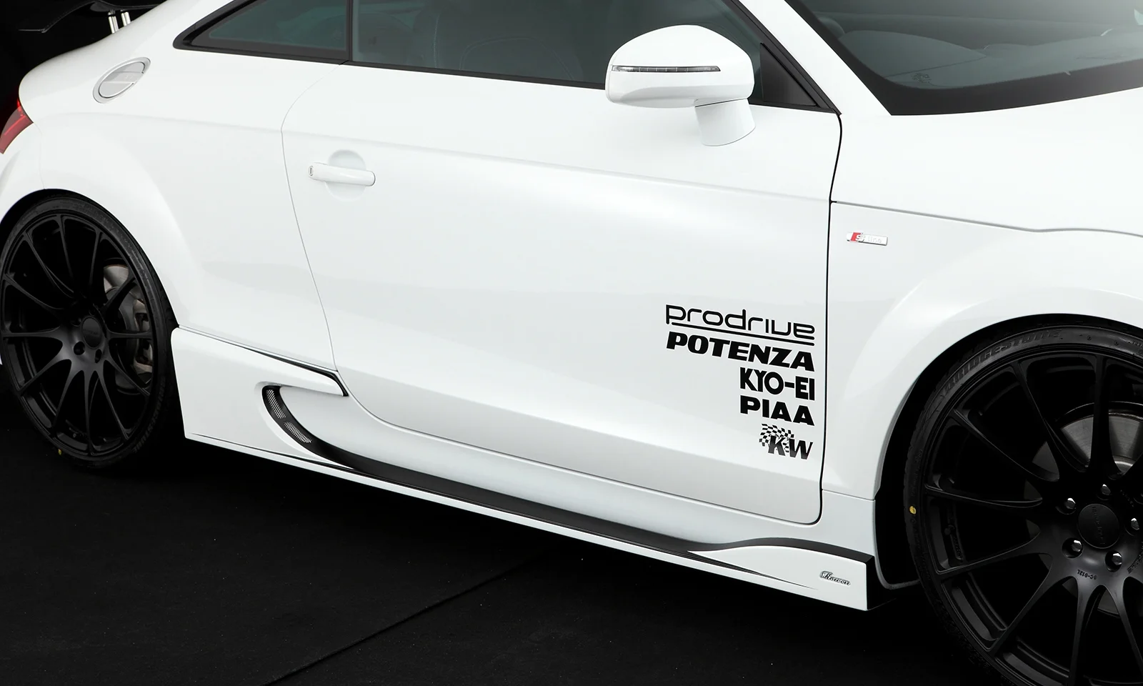 ชุดแต่ง Audi TT-S-LINE (*normal: 2010.10~) 8J 2008.03~2010.09 Rowen Japan ภาพ 8