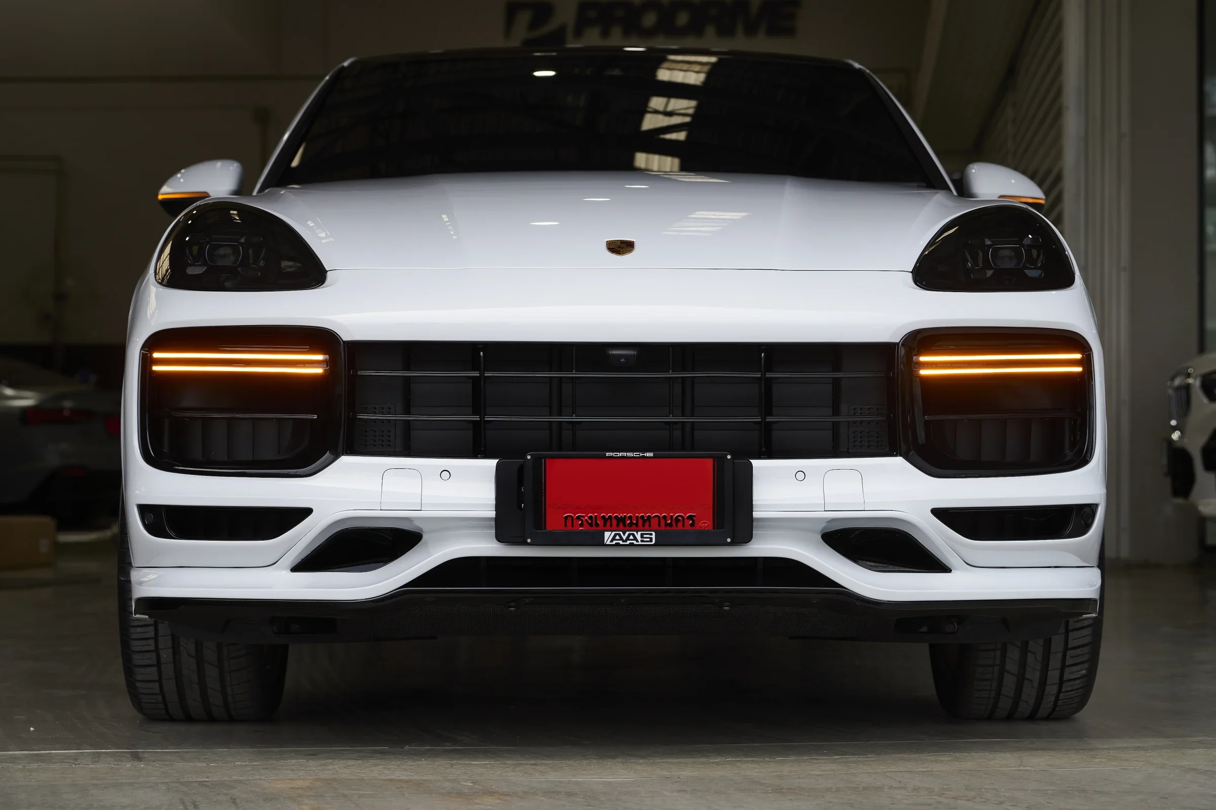 ชุดแต่ง PORSCHE E3 Porsche Cayenne Coupe x DRL Daylight Running Lamp Prodrive Shop ภาพ 2