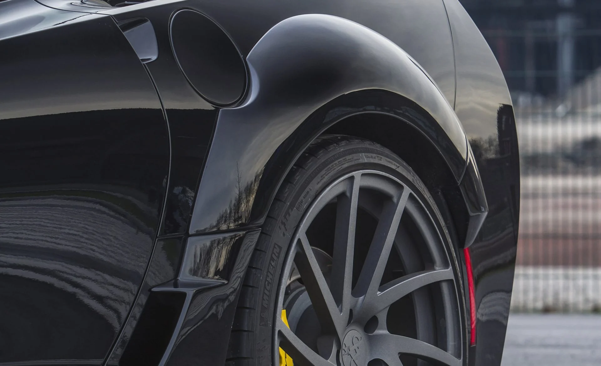 โป่งล้อหรือแก้มข้าง PDR700 Prior Design CHEVROLET Corvette C7 ภาพสินค้าที่เลือก