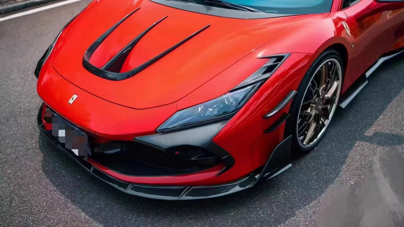 รูปชุดแต่ง ชุดแต่ง Ferrari F8 Mansory ภาพที่ 4