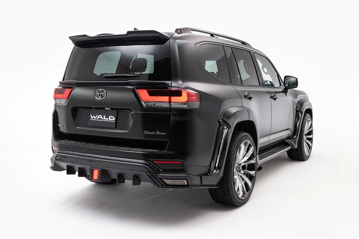 ชุดแต่ง TOYOTA LAND CRUISER 300 ZX WALD Japan สปอร์ตไลน์ แบล็กไบซัน เอดิชัน ภาพ 4