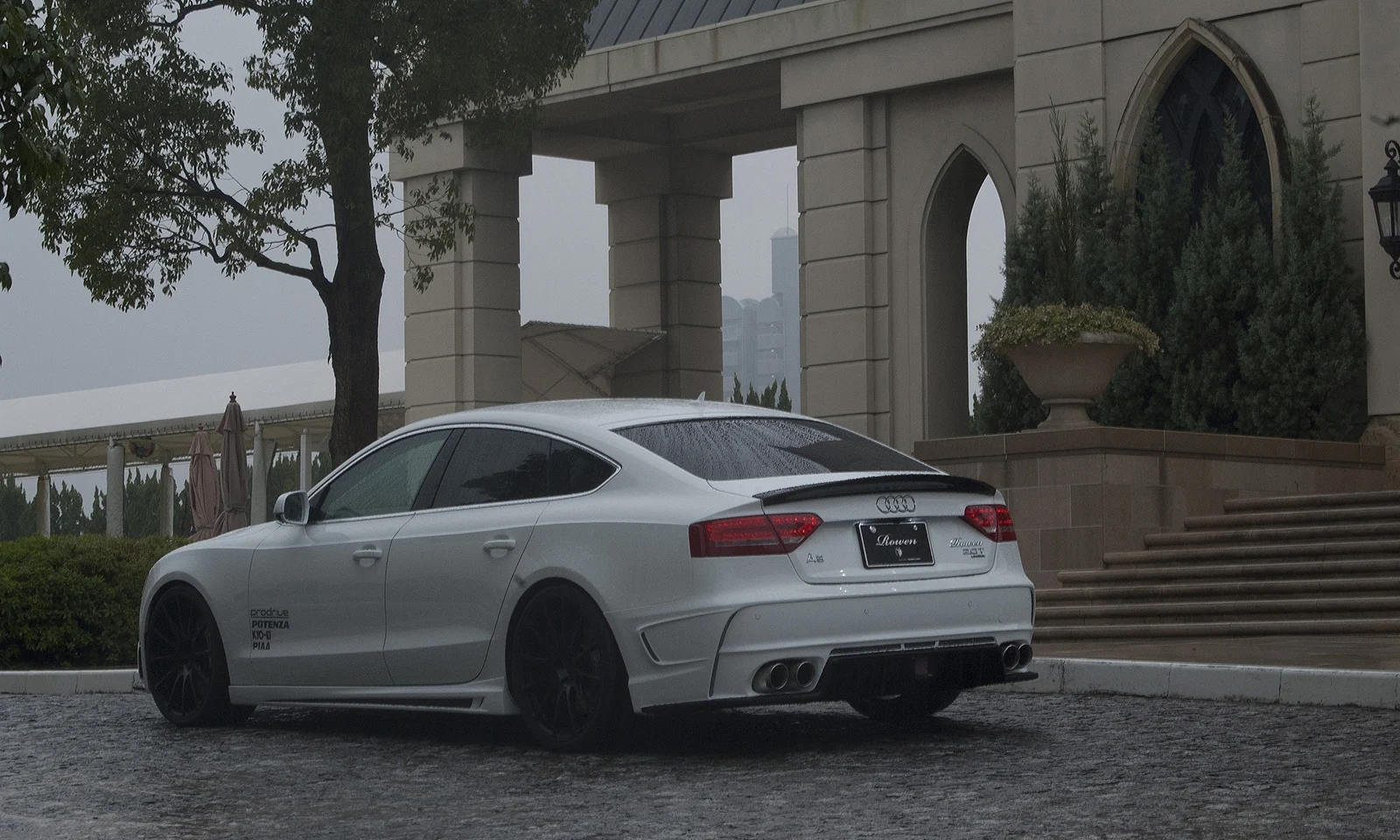 ชุดแต่ง Audi A5 SPORTBACK ABA-8T 2010.01~2011.12 Rowen Japan ภาพ 14