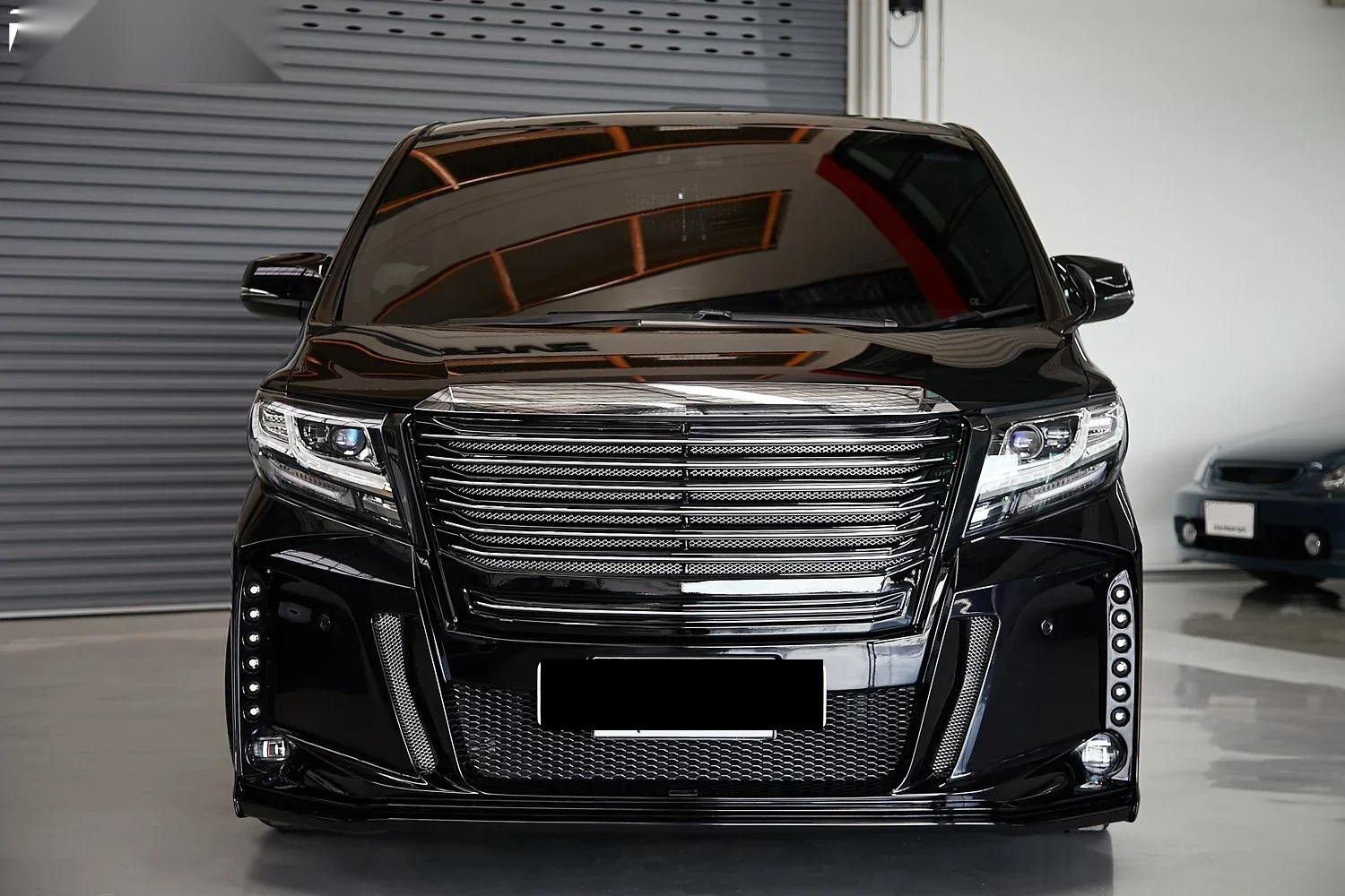 ชุดแต่ง TOYOTA ALPHARD 30 x Silkblaze Glanzen x WORK 21′′ Prodrive Shop ภาพ 3