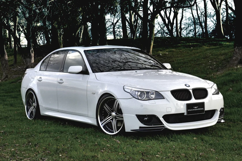 ชุดแต่ง BMW 5 Series M SPORTS WALD Japan สปอร์ตไลน์ HALF TYPE M5 LOOK ภาพ 15