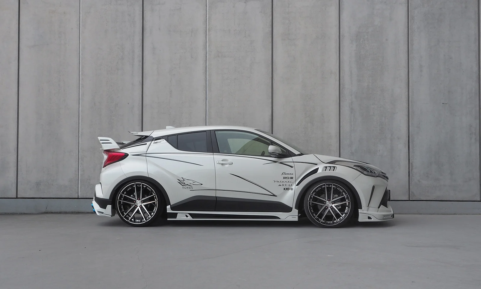 ชุดแต่ง TOYOTA C-HR MODEL ZYX11/NGX10/NGX50 2019.10~2023.07 Rowen Japan ภาพ 11