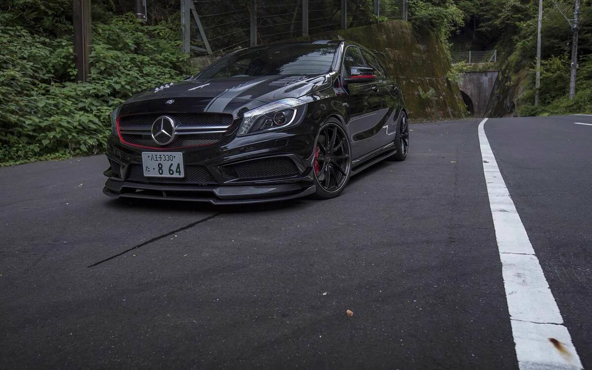 รูปชุดแต่ง ชุดแต่ง Mercedes-Benz A Class W176 Varis ภาพที่ 3