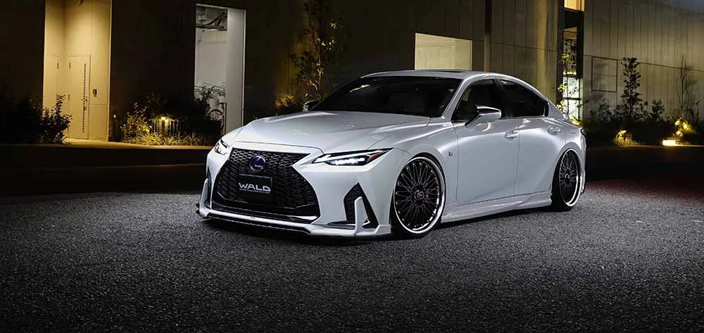 ชุดแต่ง LEXUS IS300/300h/350 F SPORT WALD Japan สปอร์ตไลน์ ภาพ 18
