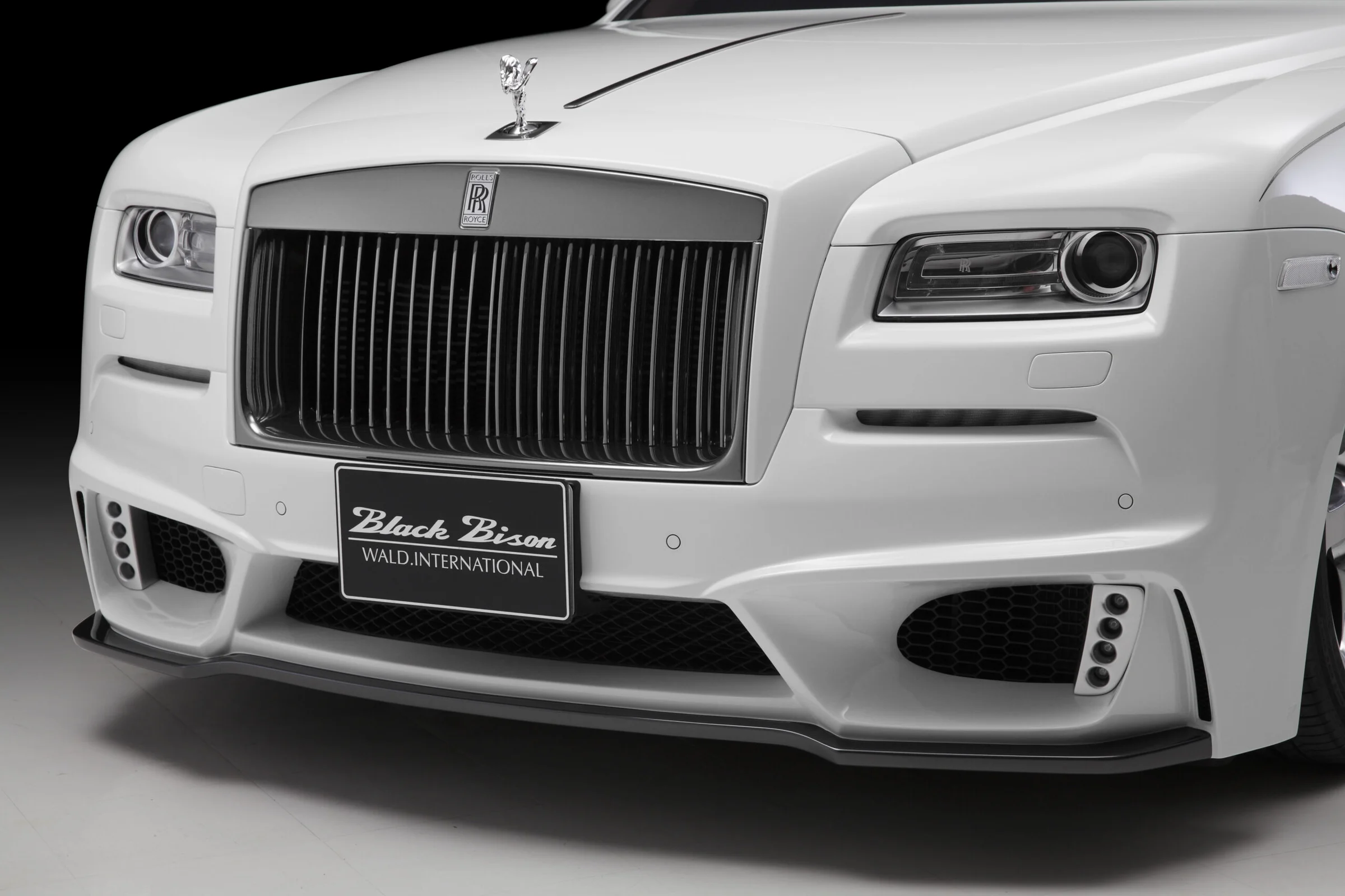 ชุดแต่ง ROLLS-ROYCE WRAITH WALD Japan สปอร์ตไลน์ แบล็กไบซัน เอดิชัน ภาพ 3