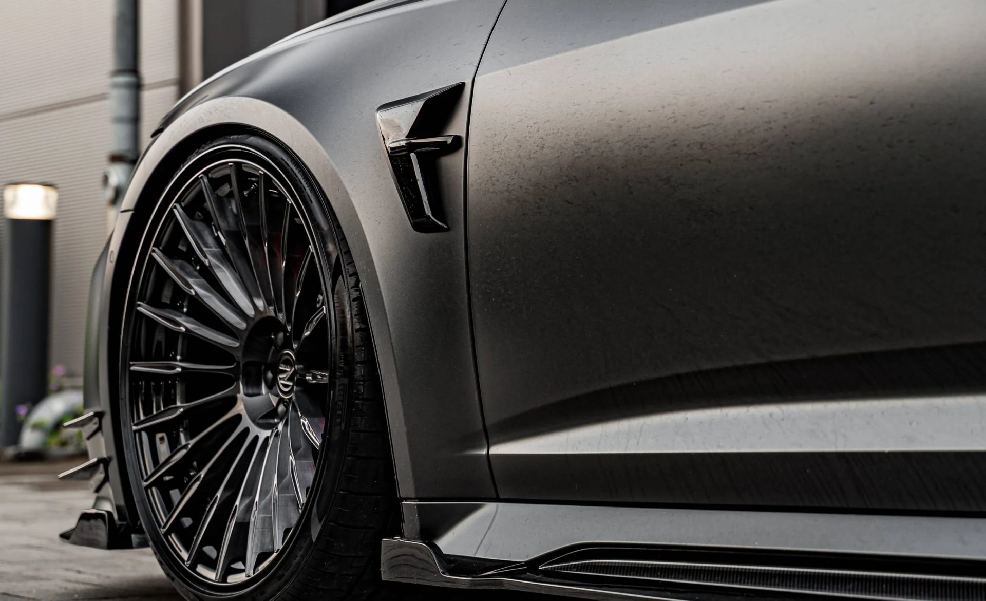 กรอบช่องดักลมแก้มตัวถังหน้า PD6RS Prior Design AUDI RS6 C8 ภาพสินค้าที่เลือก