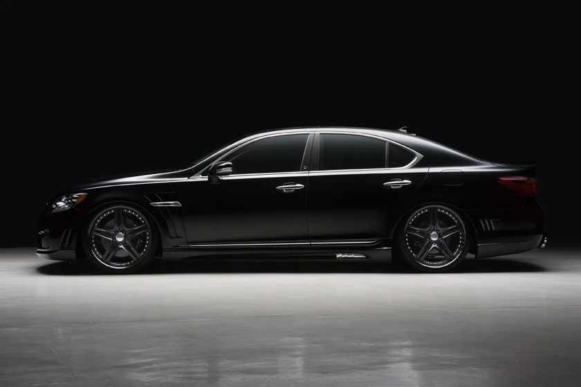 ชุดแต่ง LEXUS LS460/L 600h/hL WALD Japan สปอร์ตไลน์ แบล็กไบซัน เอดิชัน ภาพ 2