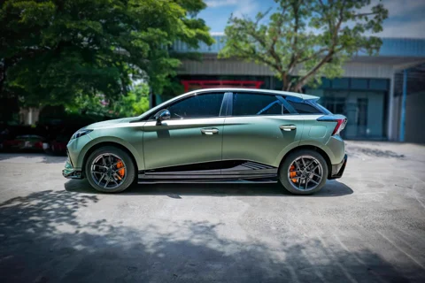 ชุดแต่งรถยนต์ MG4 2023 AmotriZ โดย ชุดแต่งรถยนต์อโมตริส – ภาพที่ 50