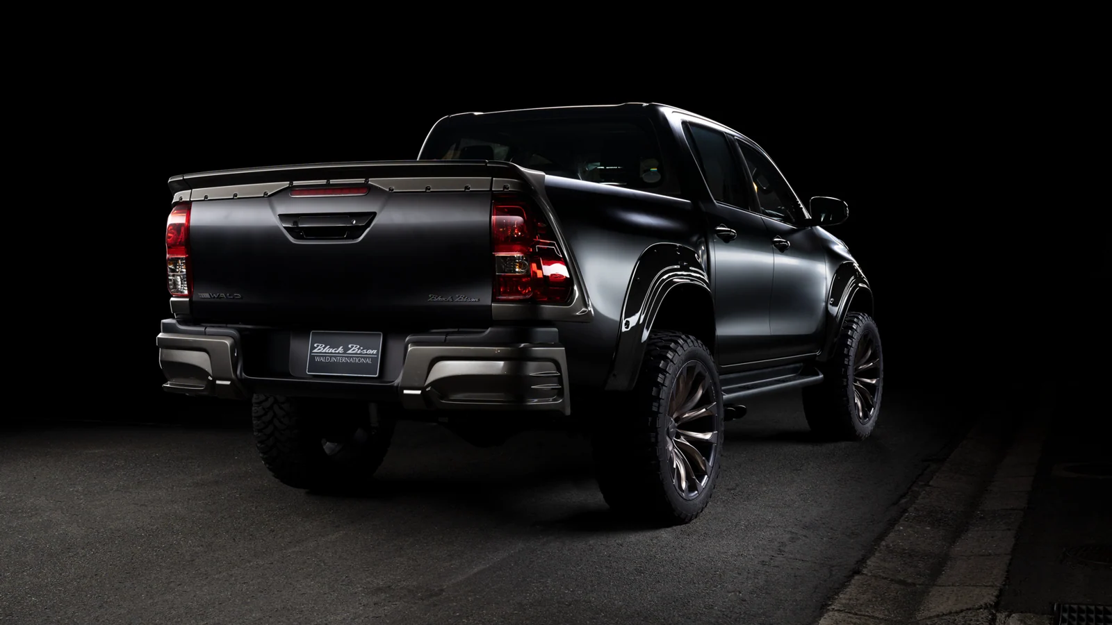 รูปชุดแต่ง ชุดแต่ง Toyota Hilux Revo 2015 2019 WALD Sport ภาพที่ 9