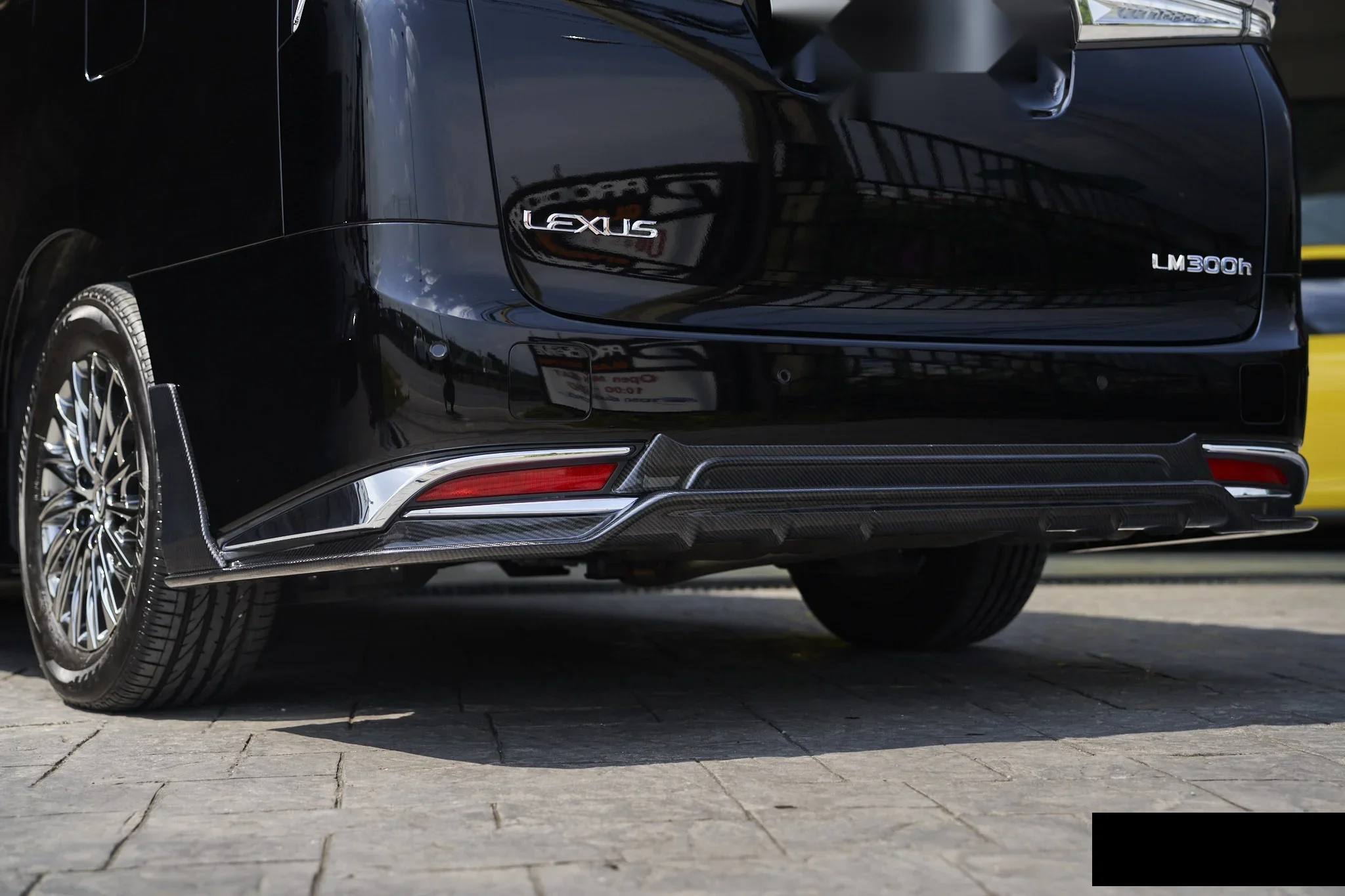 ชุดแต่ง LEXUS LM Lexus LM 300h x ARTISAN SPIRITS Prodrive Shop ภาพ 12