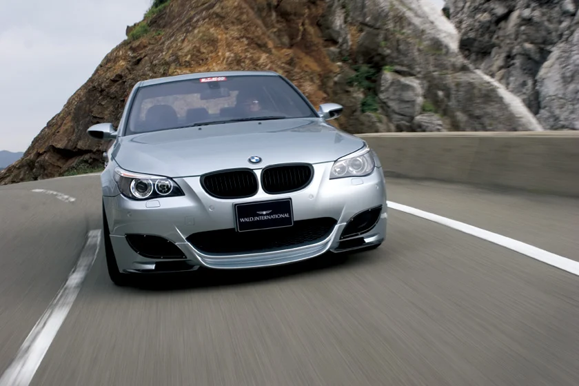 ชุดแต่ง BMW M5 WALD Japan สปอร์ตไลน์ ภาพ 13