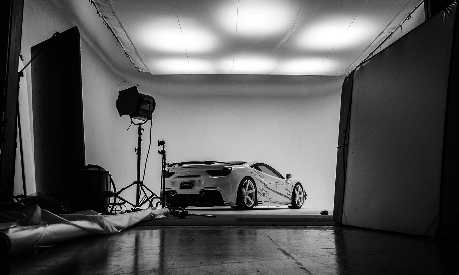 ชุดแต่ง FERRARI 488 GTB 2015.07~Rowen Japan ภาพ 20