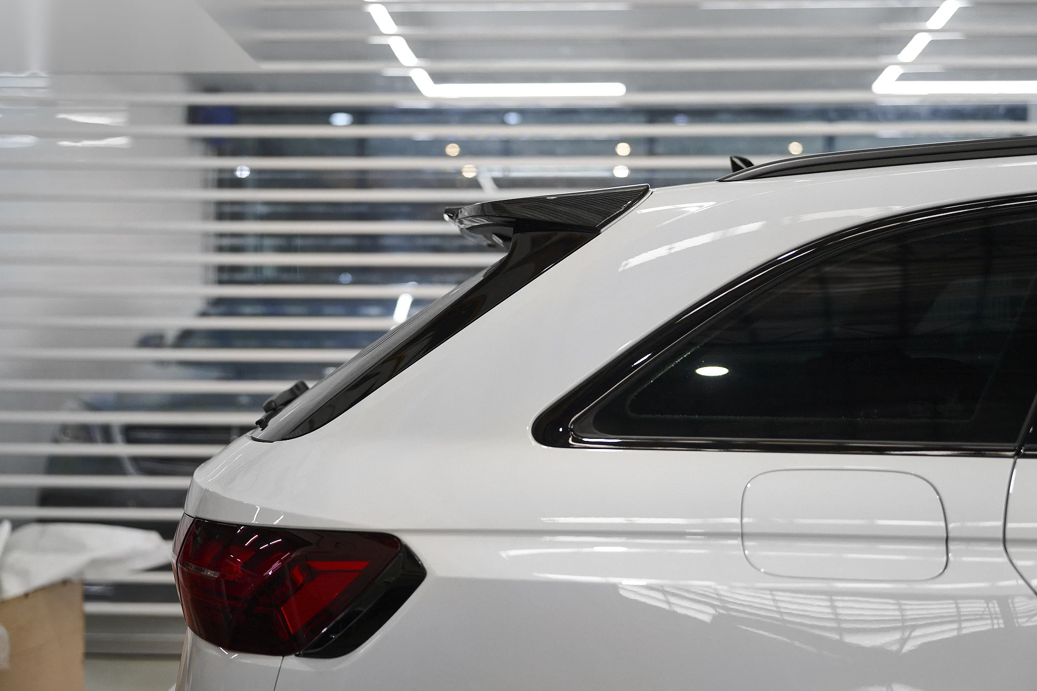ชุดแต่ง Audi S4 / RS4 Audi RS4 Avant x ABT คาร์บอน สปอยเลอร์หลังคา Prodrive Shop ภาพ 4