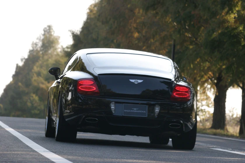 ชุดแต่ง BENTLEY CONTINENTAL GT WALD Japan เอ็กเซ็กคิวทีฟไลน์ ภาพ 16