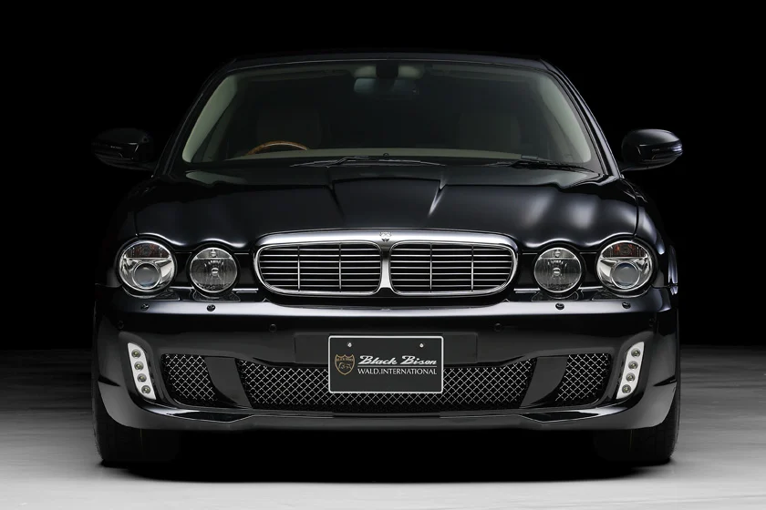 ชุดแต่ง JAGUAR XJ WALD Japan สปอร์ตไลน์ แบล็กไบซัน เอดิชัน ภาพ 13