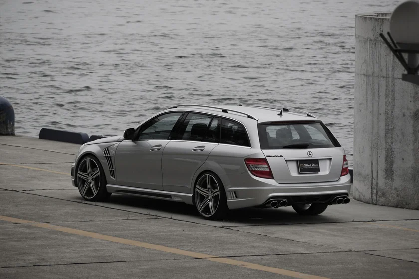 ชุดแต่ง MERCEDES-BENZ C-CLASS WAGON WALD Japan สปอร์ตไลน์ แบล็กไบซัน เอดิชัน ภาพ 2