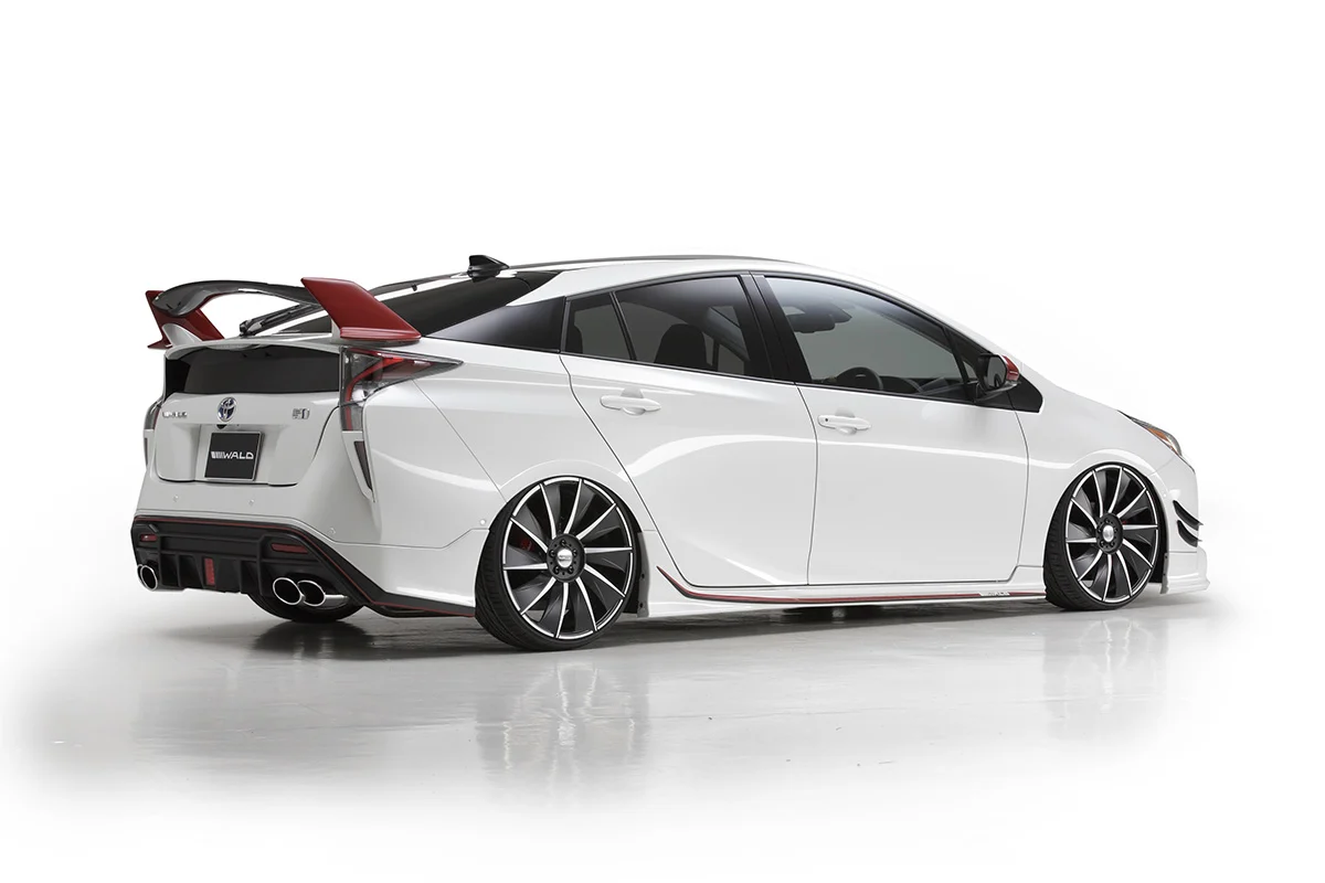 ชุดแต่ง TOYOTA PRIUS WALD Japan สปอร์ตไลน์ ภาพ 11