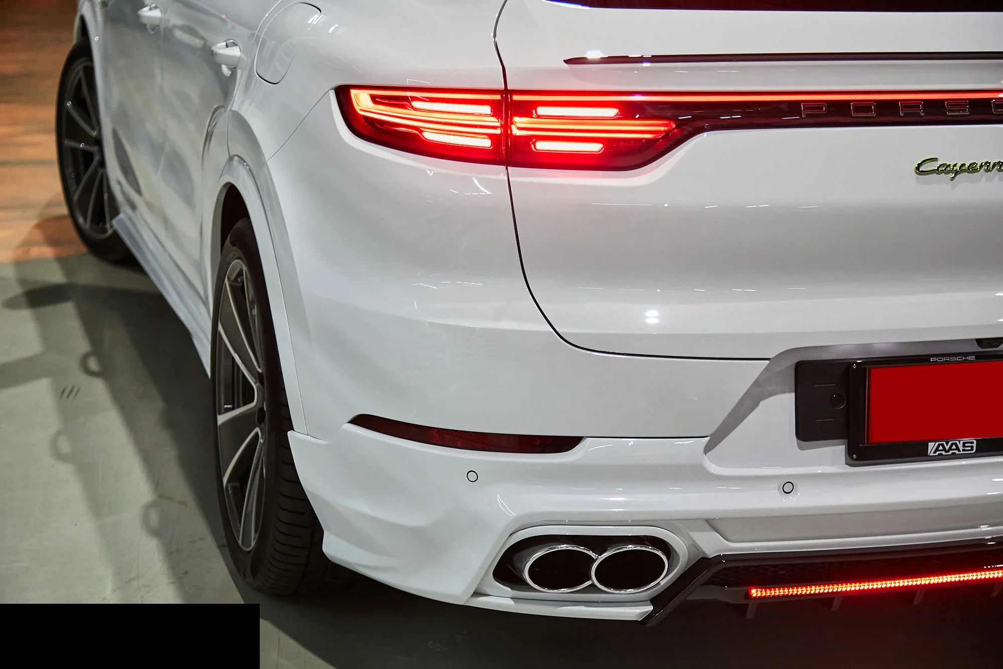 ชุดแต่ง PORSCHE E3 Cayenne Coupe x WALD Black Bison Prodrive Shop ภาพ 6