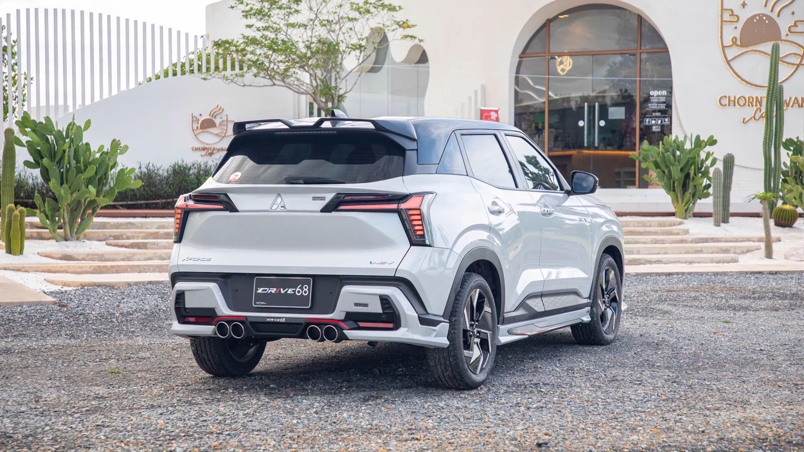 รูปชุดแต่ง ชุดแต่ง Mitsubishi 𝗫𝗙𝗢𝗥𝗖𝗘 ภาพที่ 3
