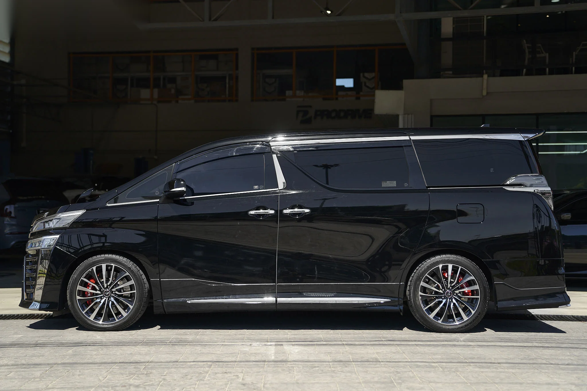 ชุดแต่ง TOYOTA VELLFIRE Toyota Vellfire 30 x Modellista Bodykits Prodrive Shop ภาพ 3
