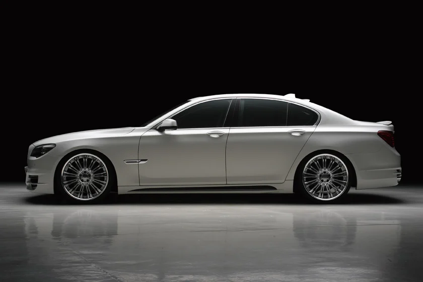 ชุดแต่ง BMW 7 Series M SPORTS WALD Japan สปอร์ตไลน์ แบล็กไบซัน เอดิชัน ภาพ 6