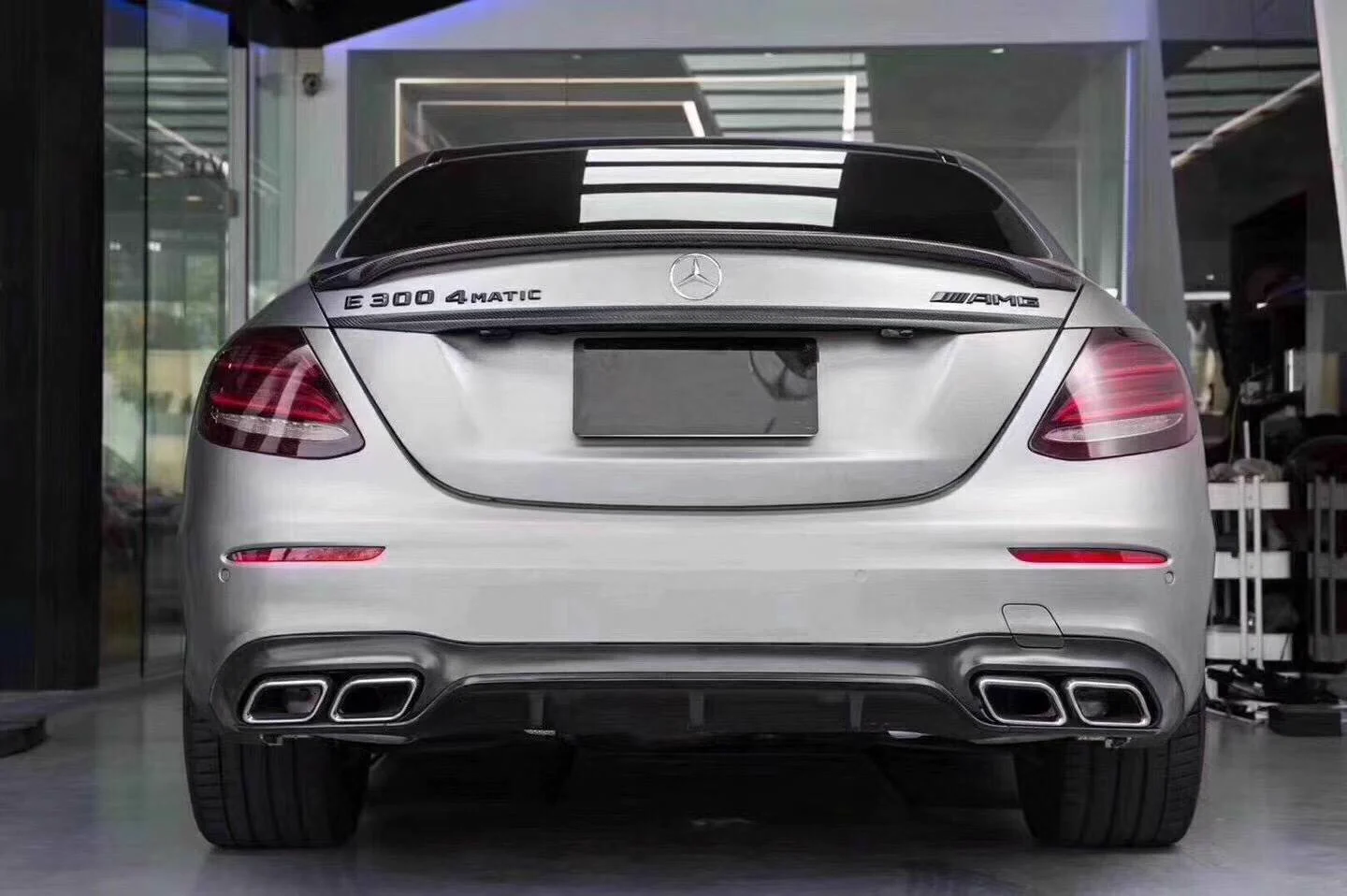 รูปชุดแต่ง ชุดแต่ง Mercedes-Benz E Class W213 AMG ภาพที่ 4