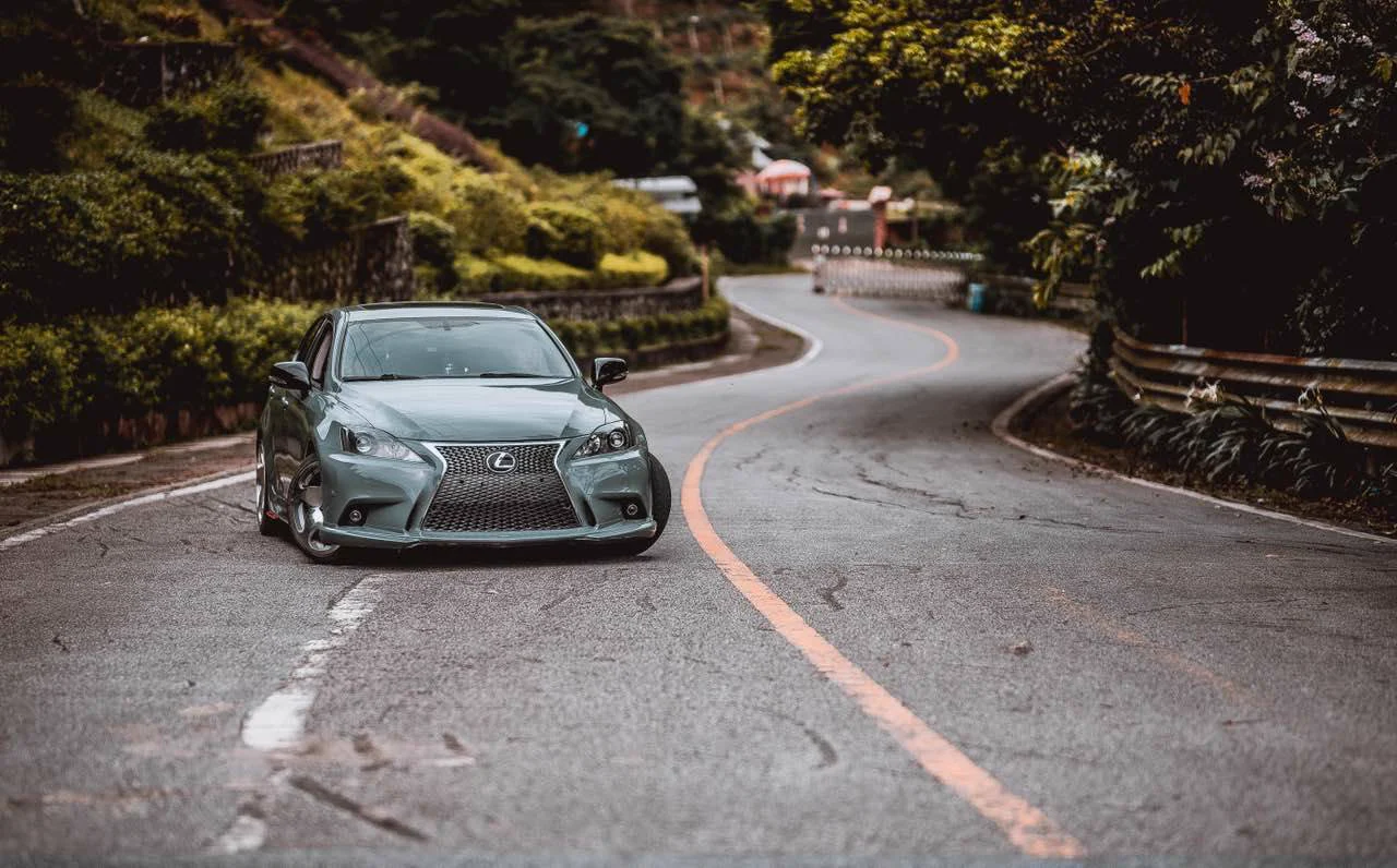 รูปชุดแต่ง ชุดแต่ง Lexus IS 250 เปลี่ยนหน้า 2008 เป็น 2017 ภาพที่ 6