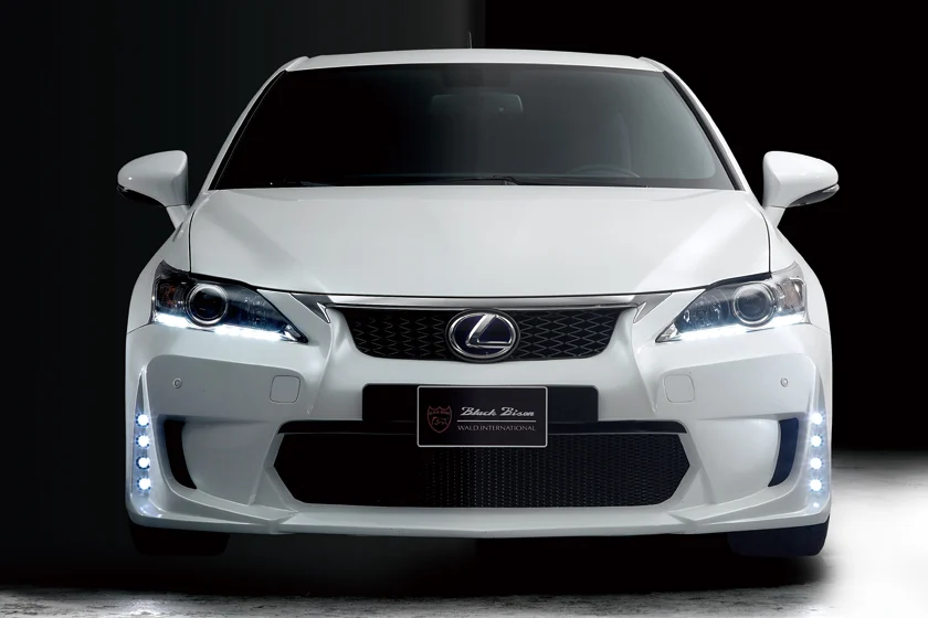 ชุดแต่ง LEXUS CT200h WALD Japan สปอร์ตไลน์ แบล็กไบซัน เอดิชัน ภาพ 1