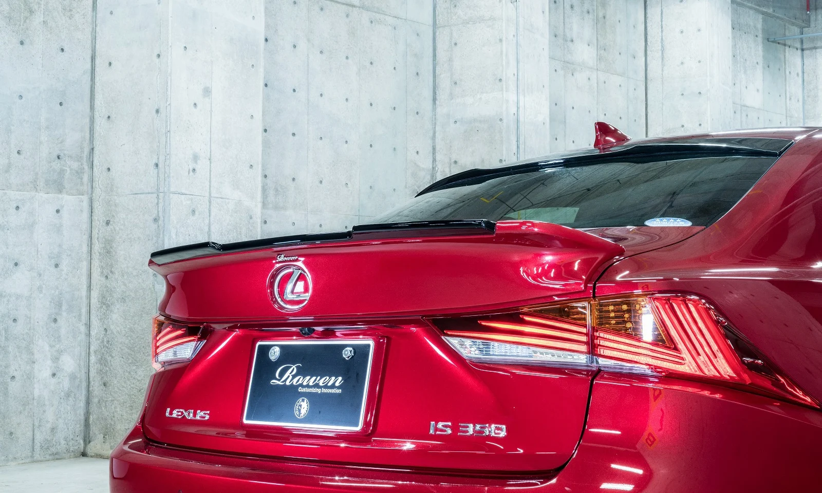 ชุดแต่ง LEXUS IS F-SPORT 350/300h/300/200t GSE3#/AVE3#/ASE30 2016.10~2020.11 Rowen Japan ภาพ 16
