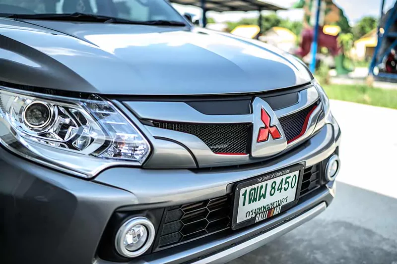 ชุดแต่งไทรทัน 2015 AmotriZ Body Kits - MITSUBISHI New Triton Model 2015 - Up ชุดแต่งรถ ภาพ 19