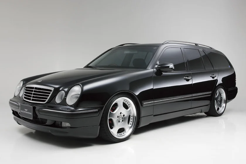 ชุดแต่ง MERCEDES-BENZ E-CLASS WAGON WALD Japan เอ็กเซ็กคิวทีฟไลน์ ภาพ 5