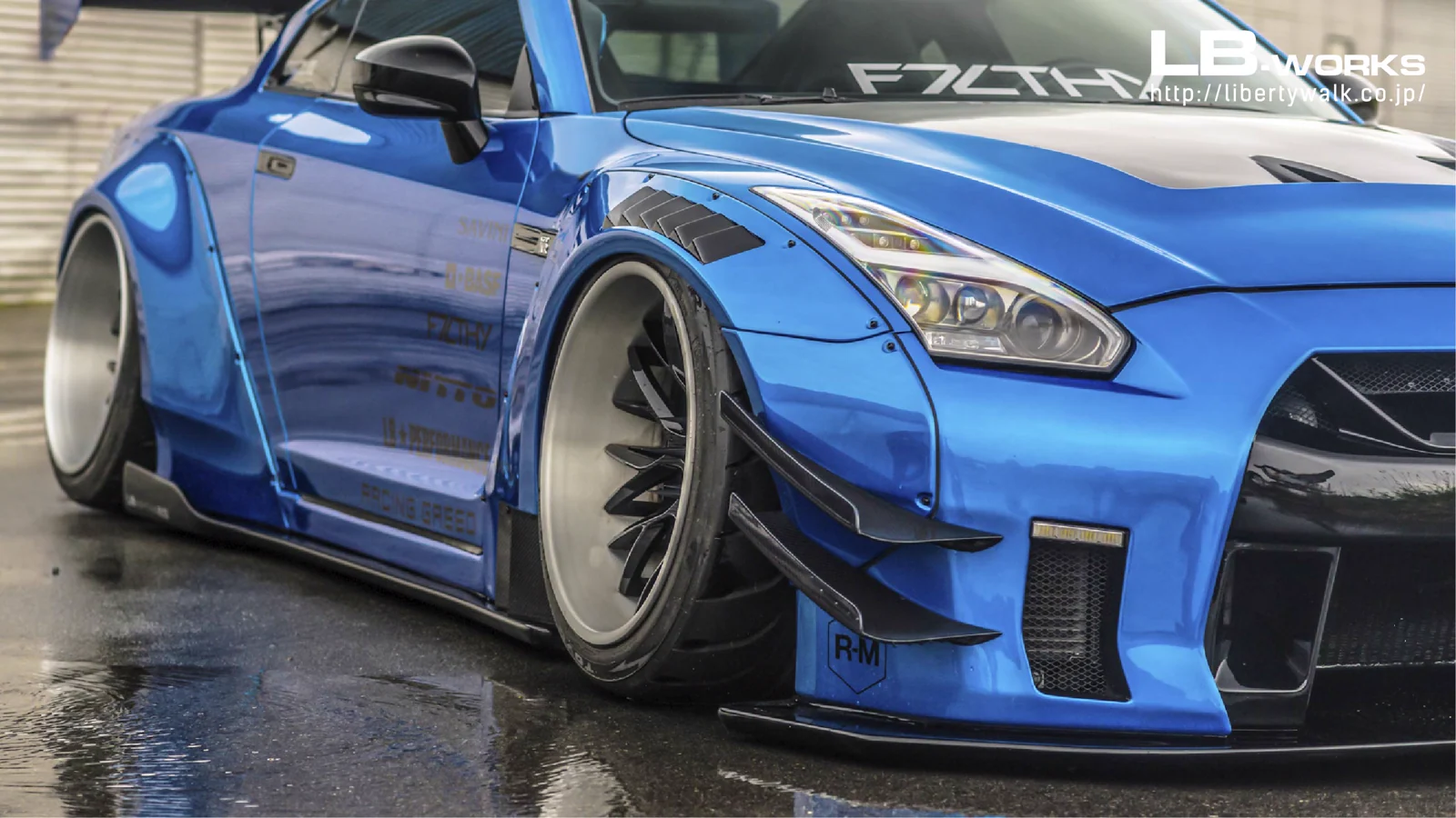 รูปชุดแต่ง ชุดแต่ง Nissan GTR R35 LB Work Type 2 ภาพที่ 16