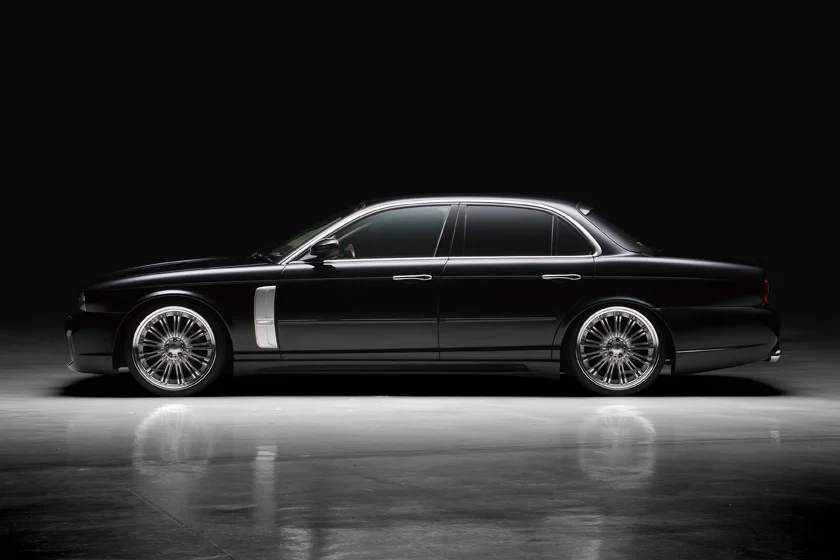 ชุดแต่ง JAGUAR XJ WALD Japan สปอร์ตไลน์ แบล็กไบซัน เอดิชัน ภาพ 18
