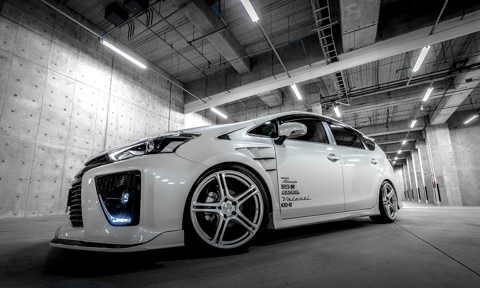 ชุดแต่ง TOYOTA 40 PRIUS α G's ZVW40/41 2015.02~Rowen Japan ภาพ 8