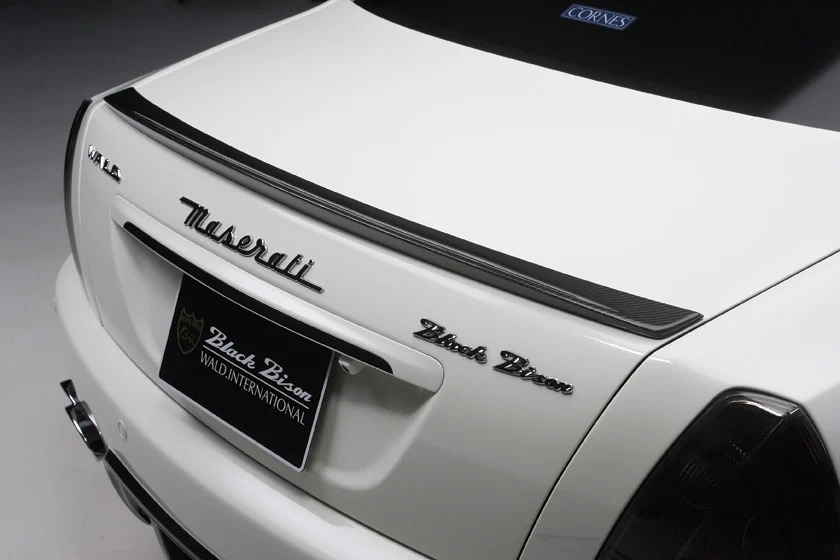 ชุดแต่ง MASERATI QUATTROPORTE WALD Japan สปอร์ตไลน์ แบล็กไบซัน เอดิชัน ภาพ 10