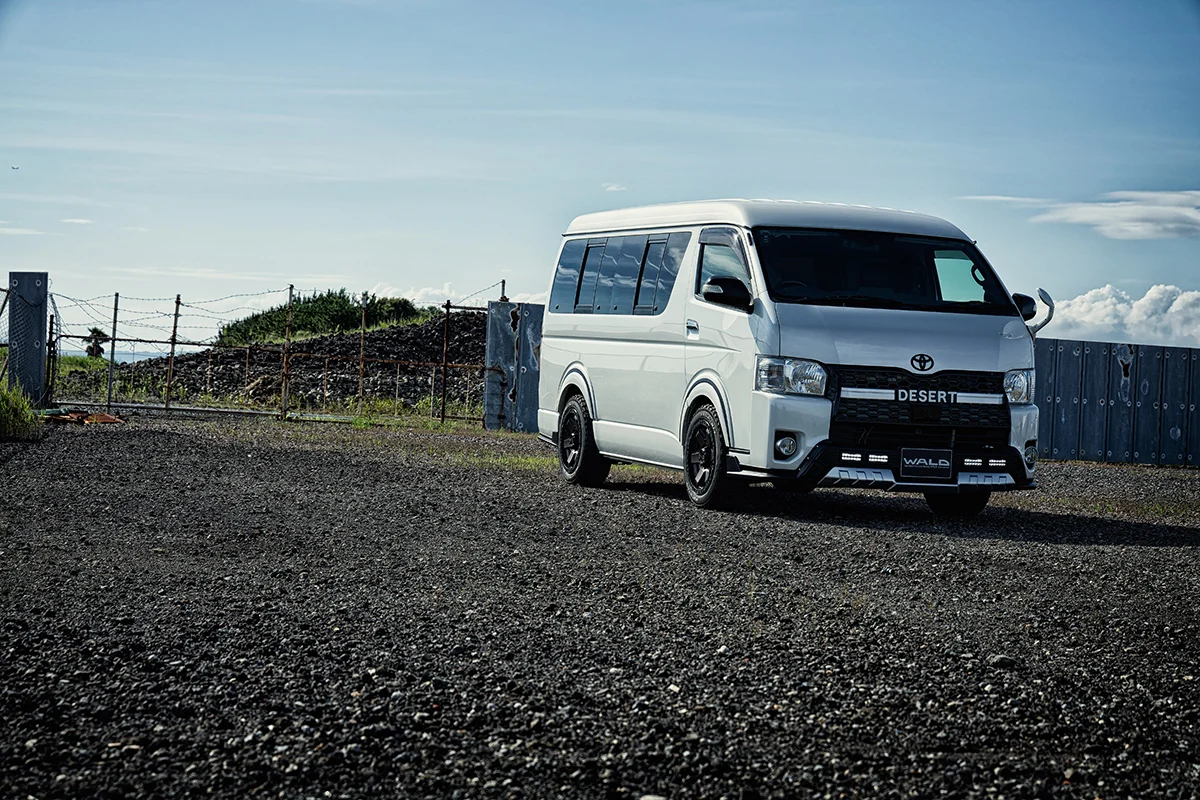 ชุดแต่ง TOYOTA HIACE WIDE/SUPER LONG WALD Japan เดสเสิร์ตไลน์ ภาพ 5