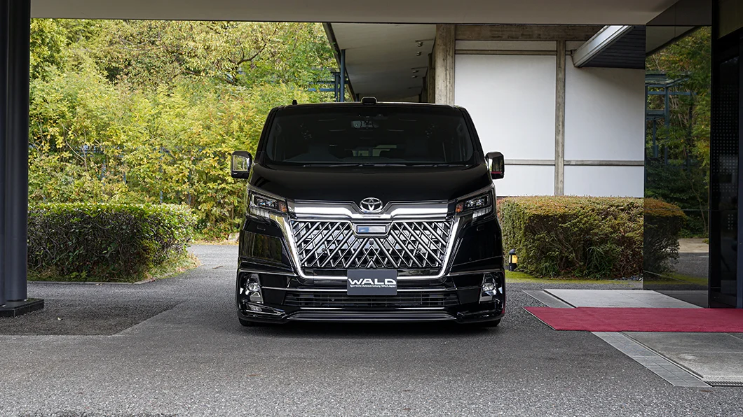 ชุดแต่ง TOYOTA GRANACE WALD Japan เอ็กเซ็กคิวทีฟไลน์ ภาพ 20