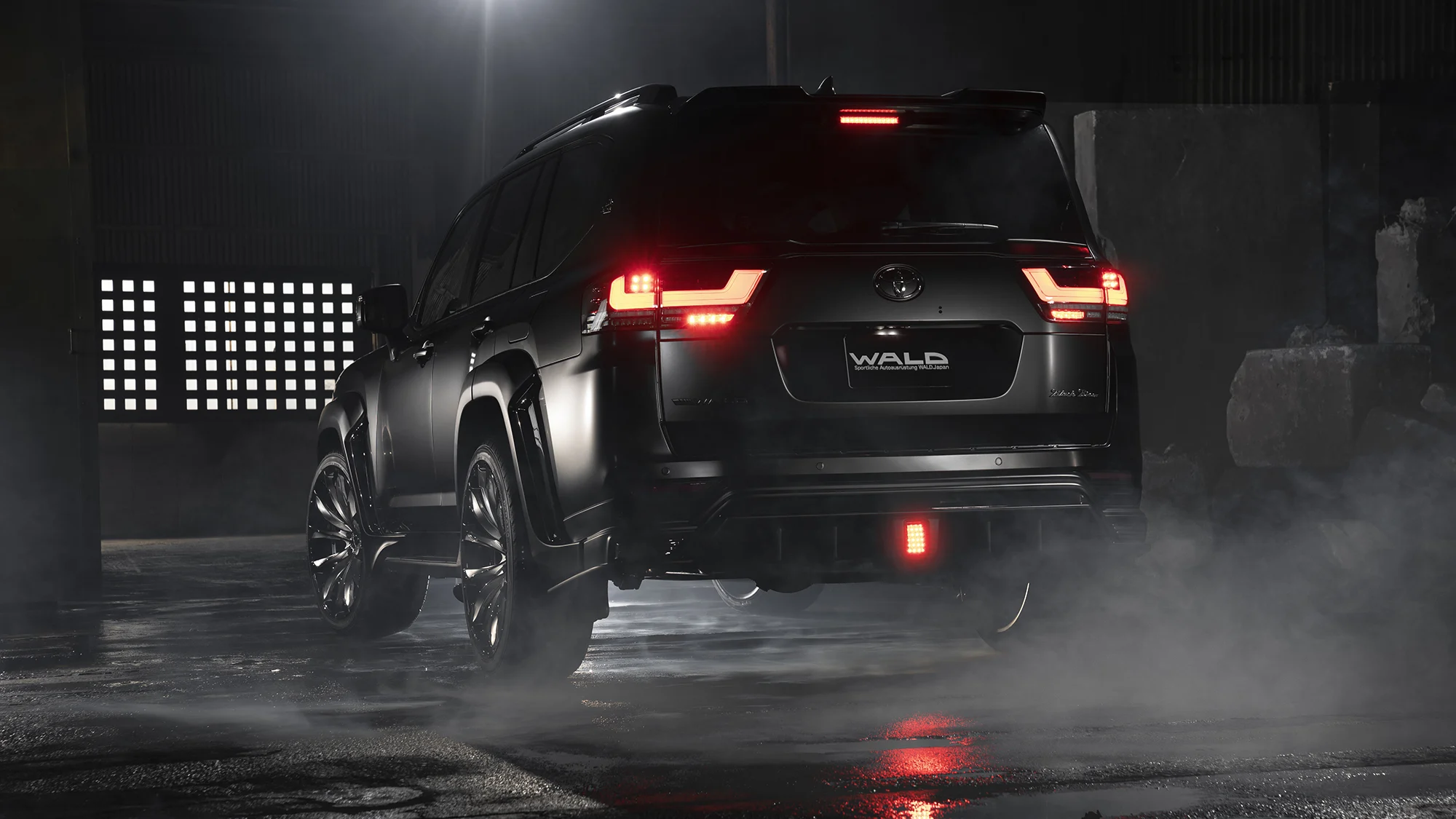 ชุดแต่ง TOYOTA LAND CRUISER 300 ZX WALD Japan สปอร์ตไลน์ แบล็กไบซัน เอดิชัน ภาพ 20