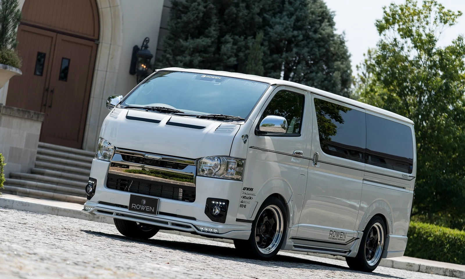 ชุดแต่ง TOYOTA 200HIACE 4 KDH/TRH20# 2013.12~2017.11 Rowen Japan ภาพ 2