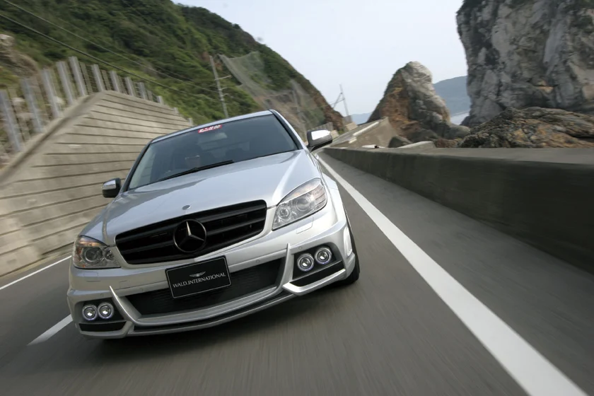 ชุดแต่ง MERCEDES-BENZ C-CLASS WALD Japan สปอร์ตไลน์ แบล็กไบซัน เอดิชัน ภาพ 13