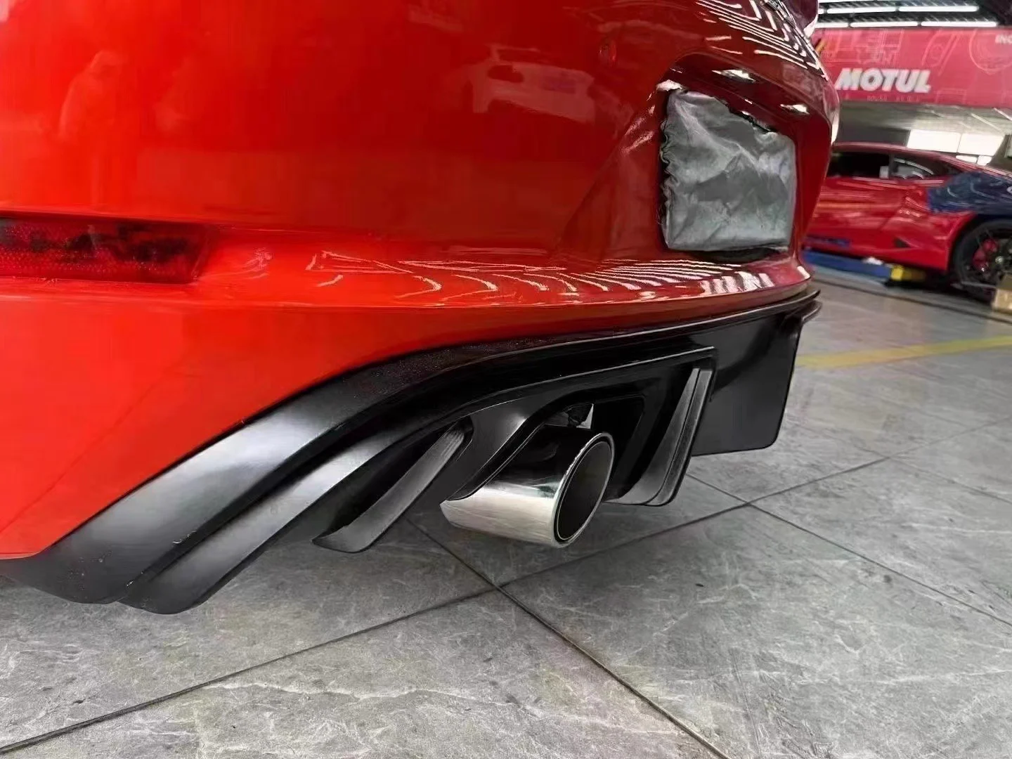 รูปชุดแต่ง ชุดแต่ง Porsche Cayman 981 GT4 ภาพที่ 4