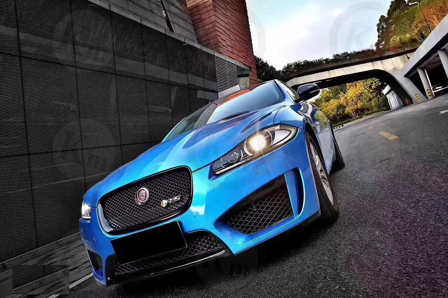 รูปชุดแต่ง ชุดแต่ง Jaguar XFR 11 15 ภาพที่ 3