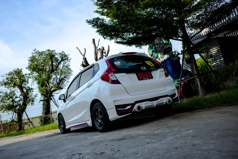 ชุดแต่ง JAZZ 2017 AmotriZ - HONDA JAZZ 2017 AmotriZ Body Kits ชุดแต่งรถ ภาพ 8